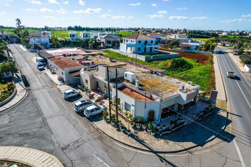 Commercial building in Famagusta № 172801 5