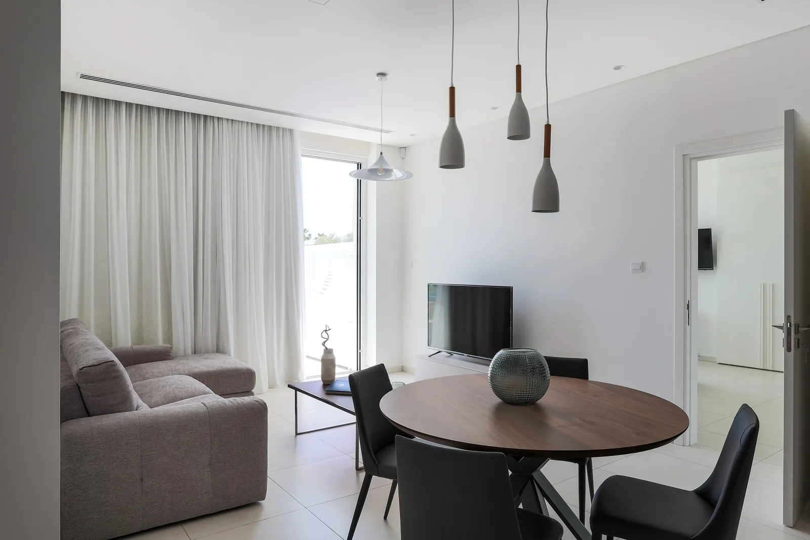 Residential building in Famagusta № 206322 3