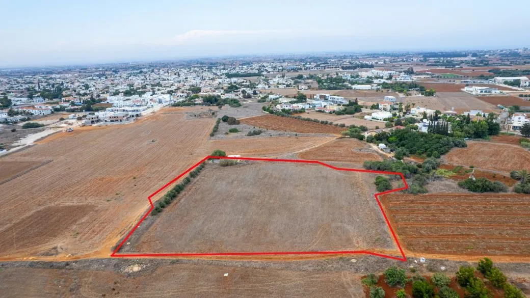 Land in Famagusta № 207646 2