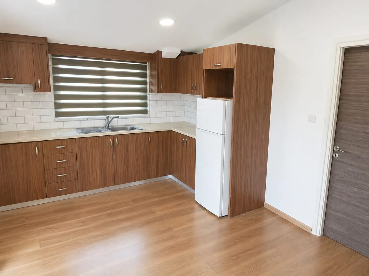 Commercial in Paphos № 216621 3