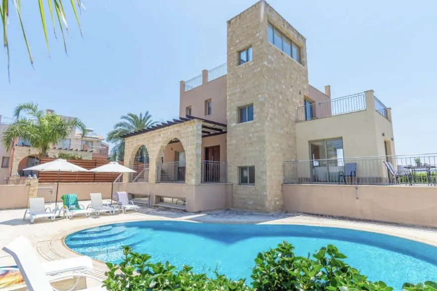 Commercial in Paphos № 216805 3