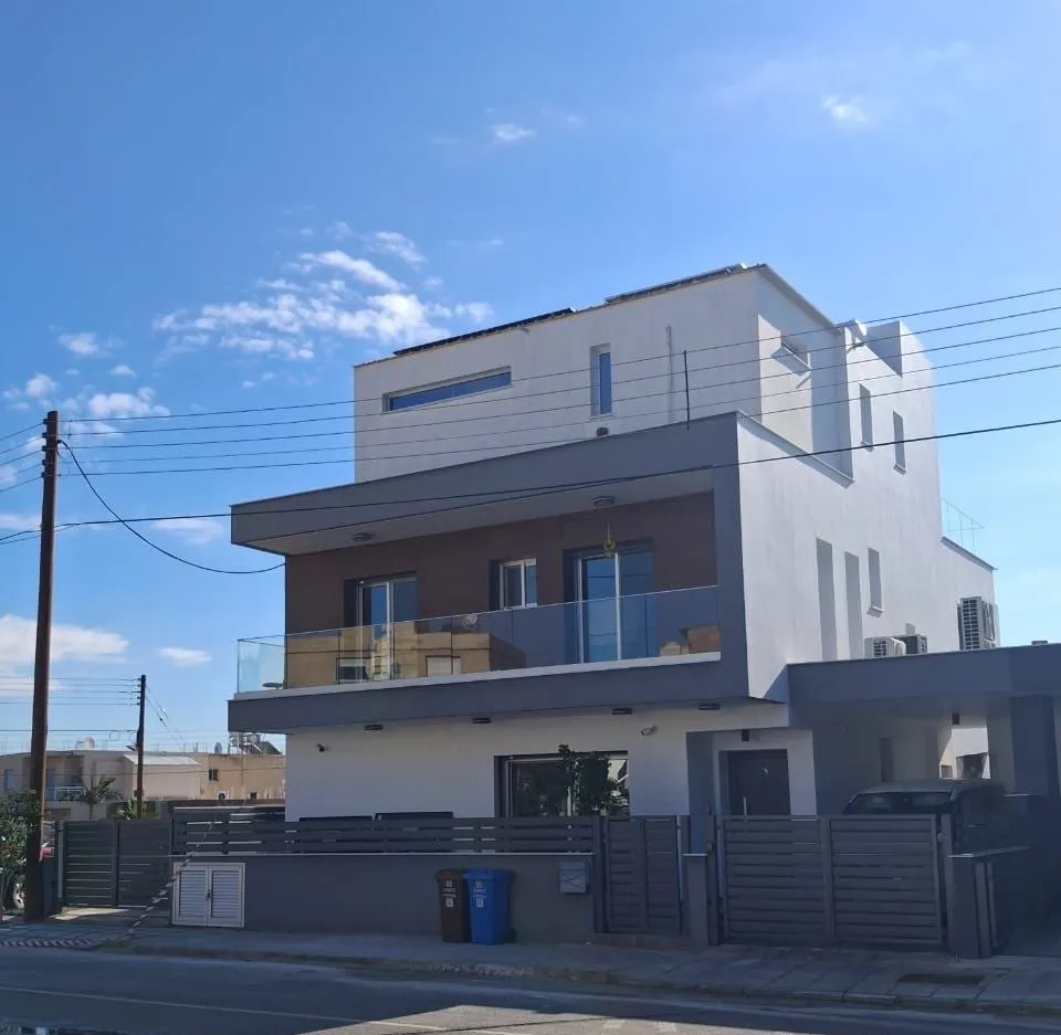 7-bedroom villa in Limassol № 218028 1