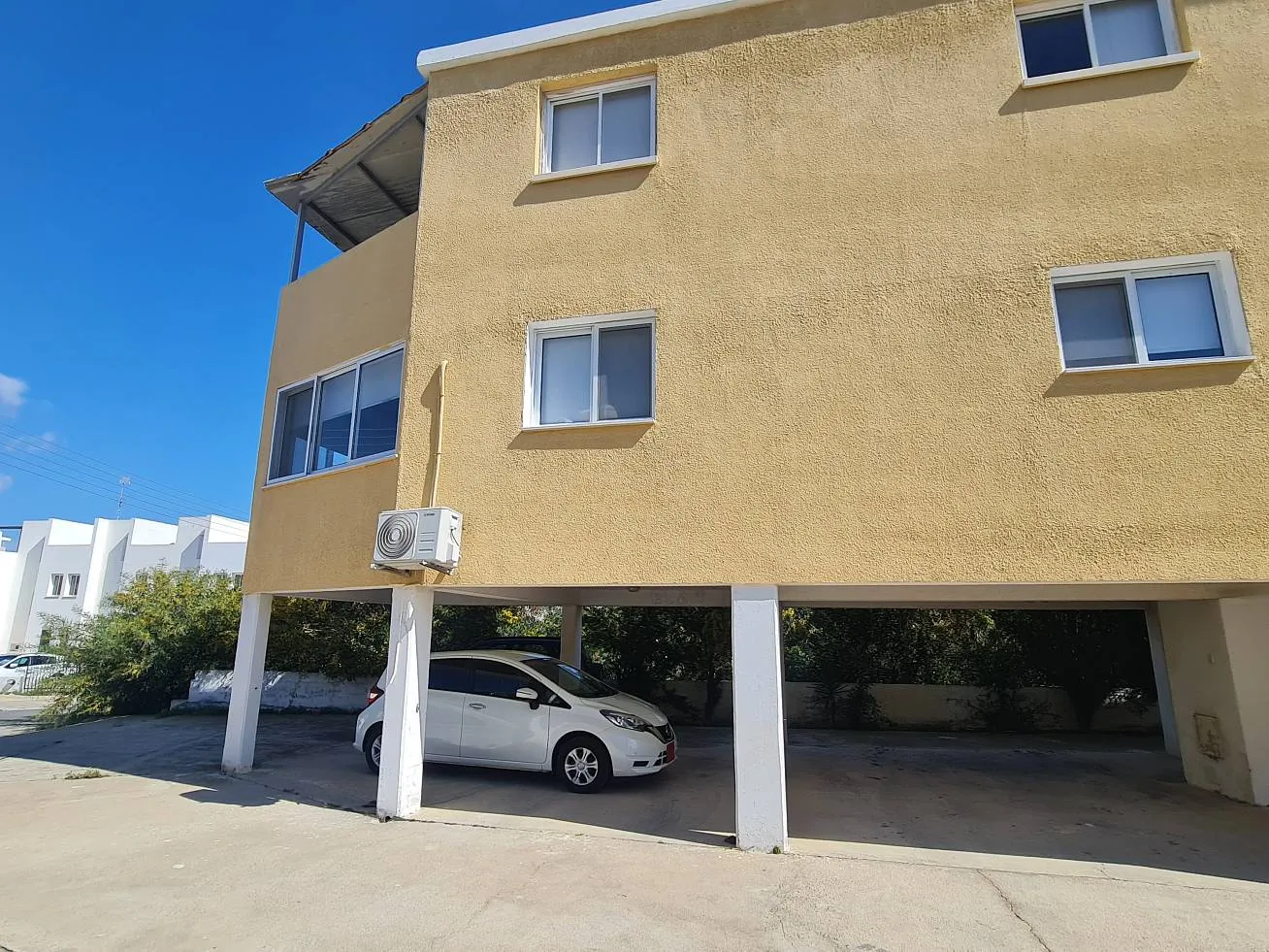 Paralimni