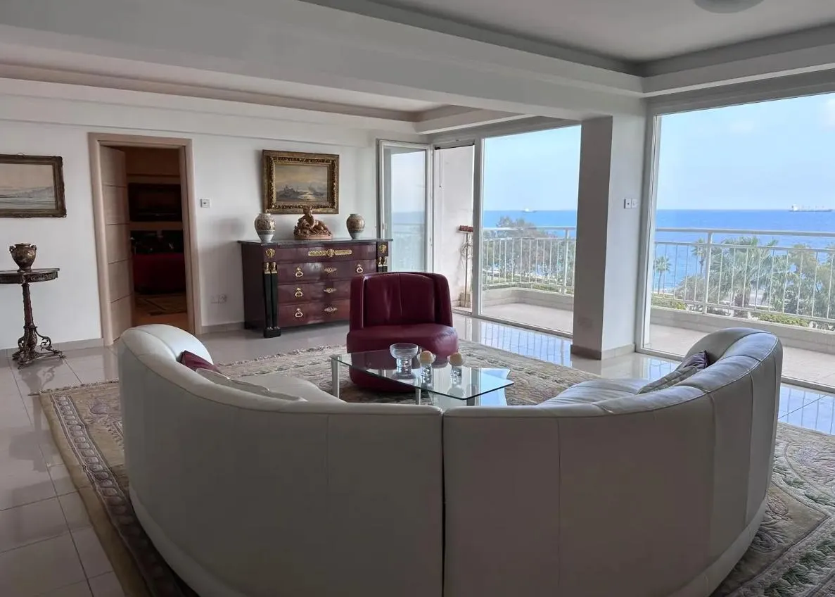2-bedroom apartment in Limassol № 218947 2