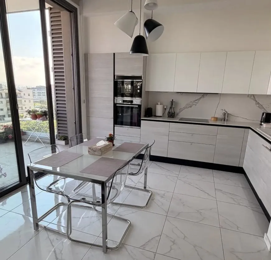 2-bedroom apartment in Limassol № 219249 2