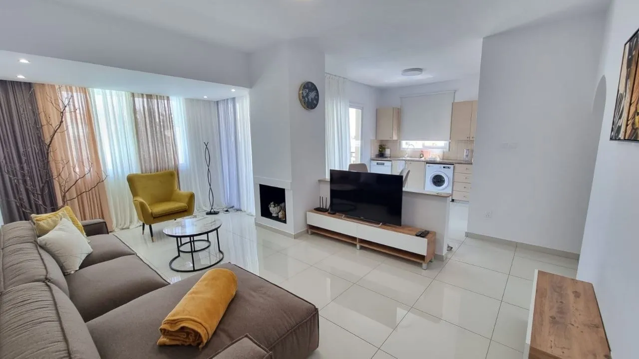 2-bedroom penthouse in Paphos № 219253 1