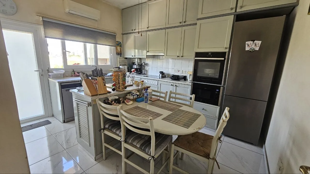 3-bedroom villa in Larnaca № 219314 3