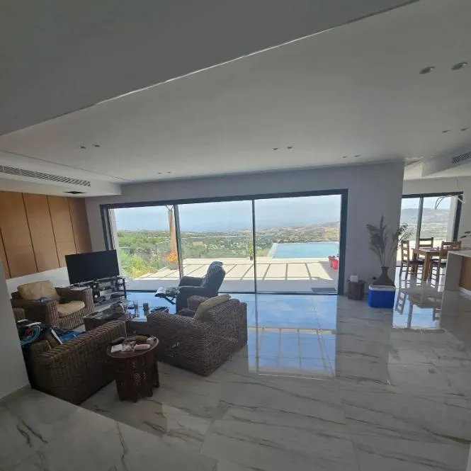4-bedroom villa in Paphos № 219699 2