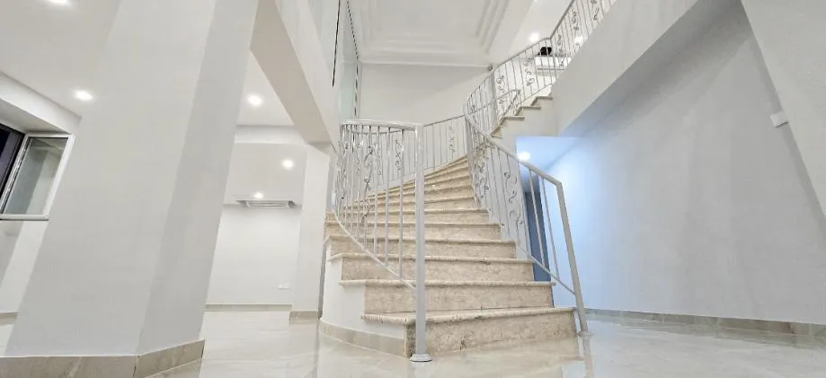 Commercial building in Larnaca № 226877 9