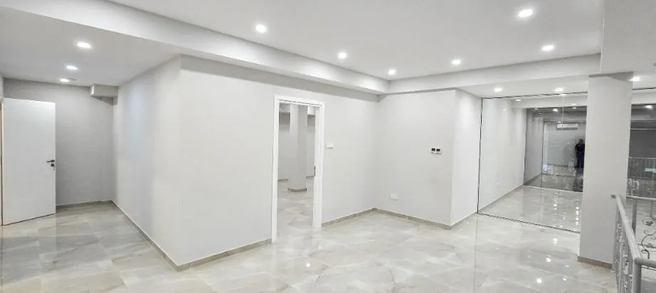 Commercial building in Larnaca № 226877 16