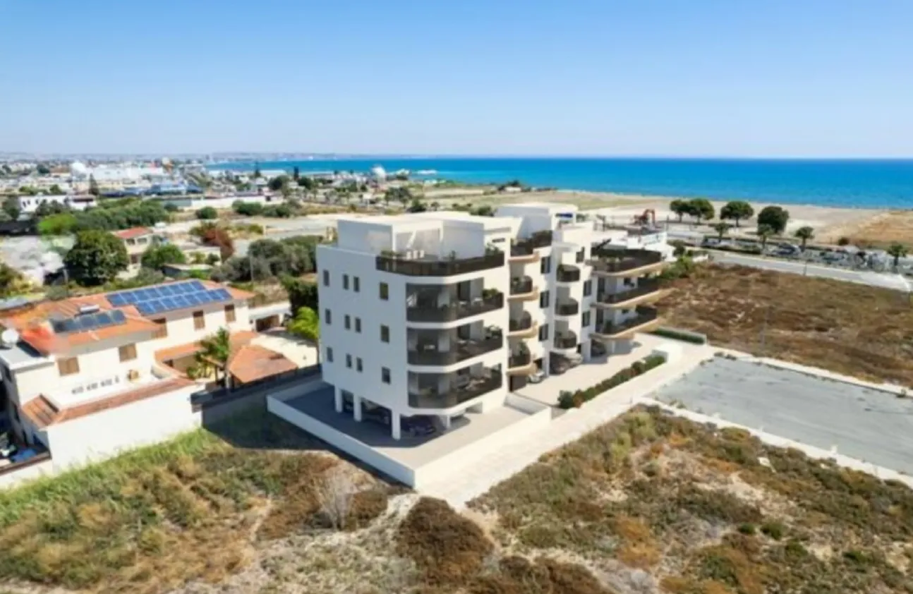 New residential building in Larnaca № 226949 16