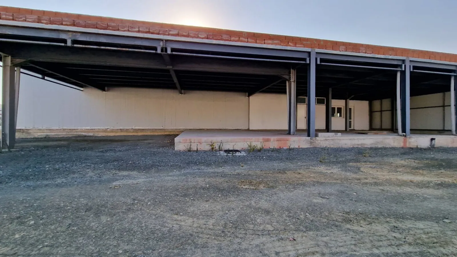Commercial building in Larnaca № 238194 2