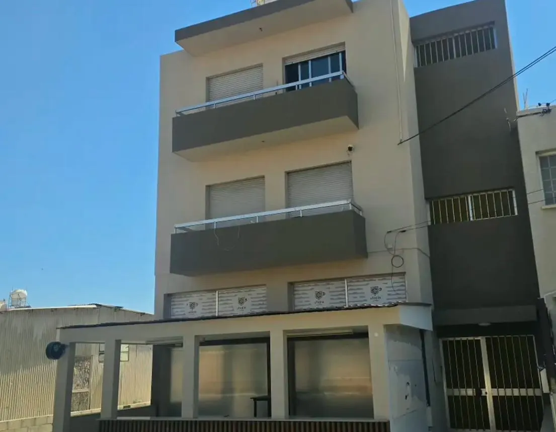 Residential building in Limassol № 238439 5