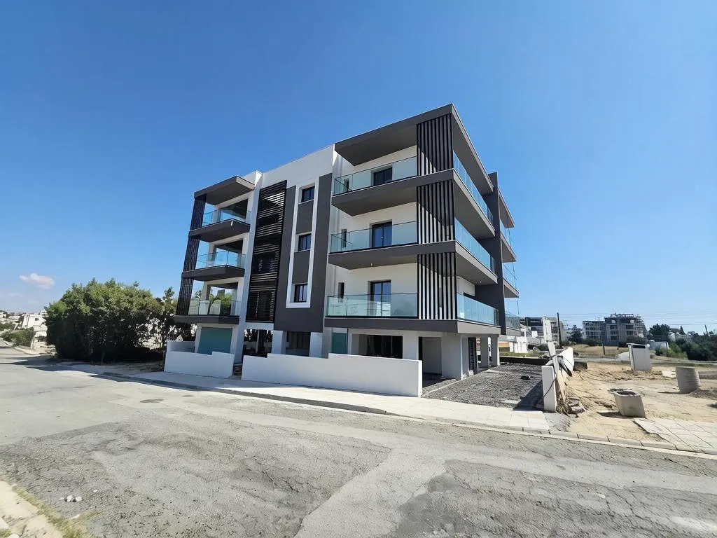 Residential building in Larnaca № 238971 1