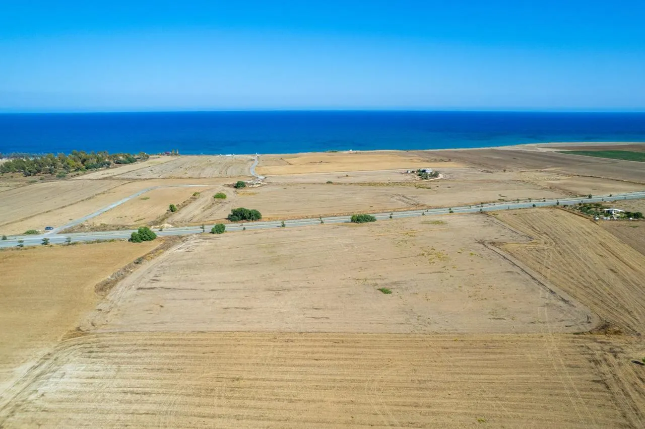 New 4-bedroom house in Larnaca № 239508 13