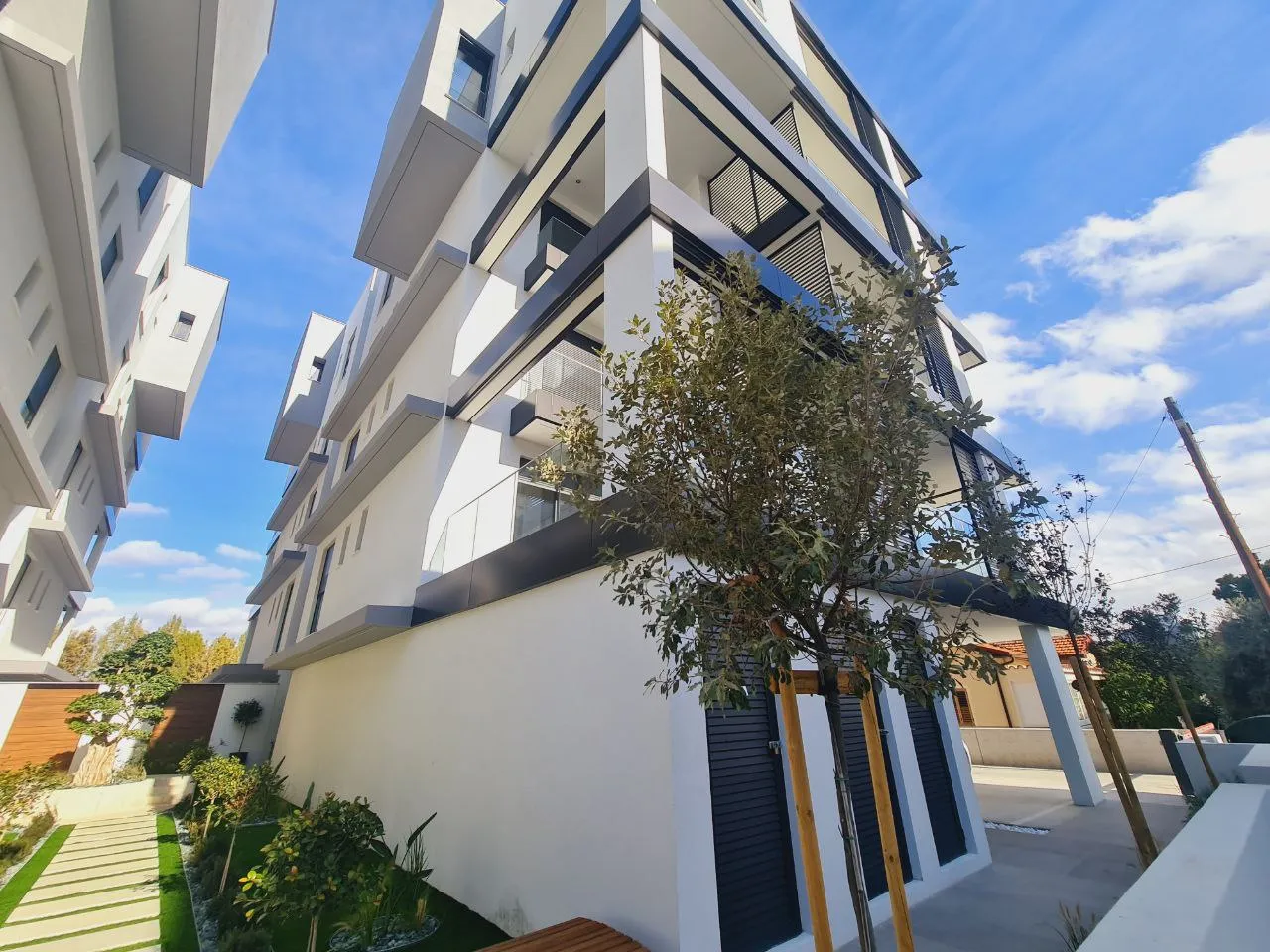 New 3-bedroom apartment in Nicosia № 239850 1