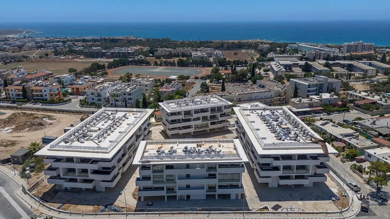 New 3-bedroom apartment in Paphos № 240019 1