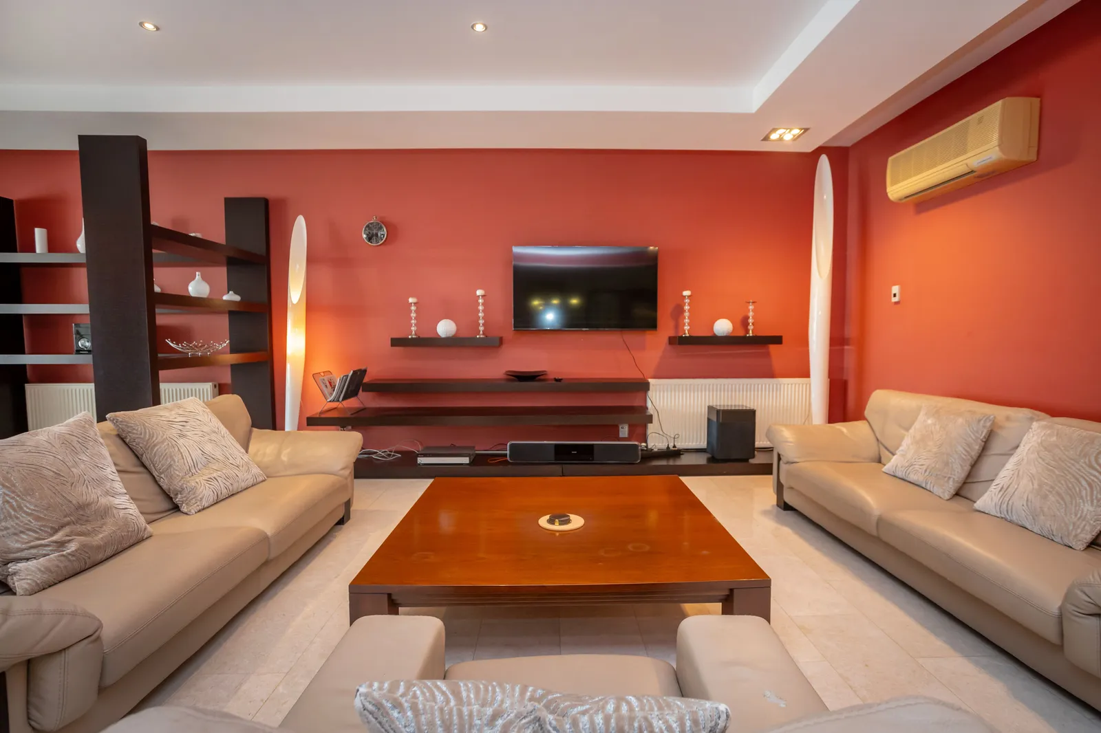 3-bedroom apartment in Limassol № 240146 6