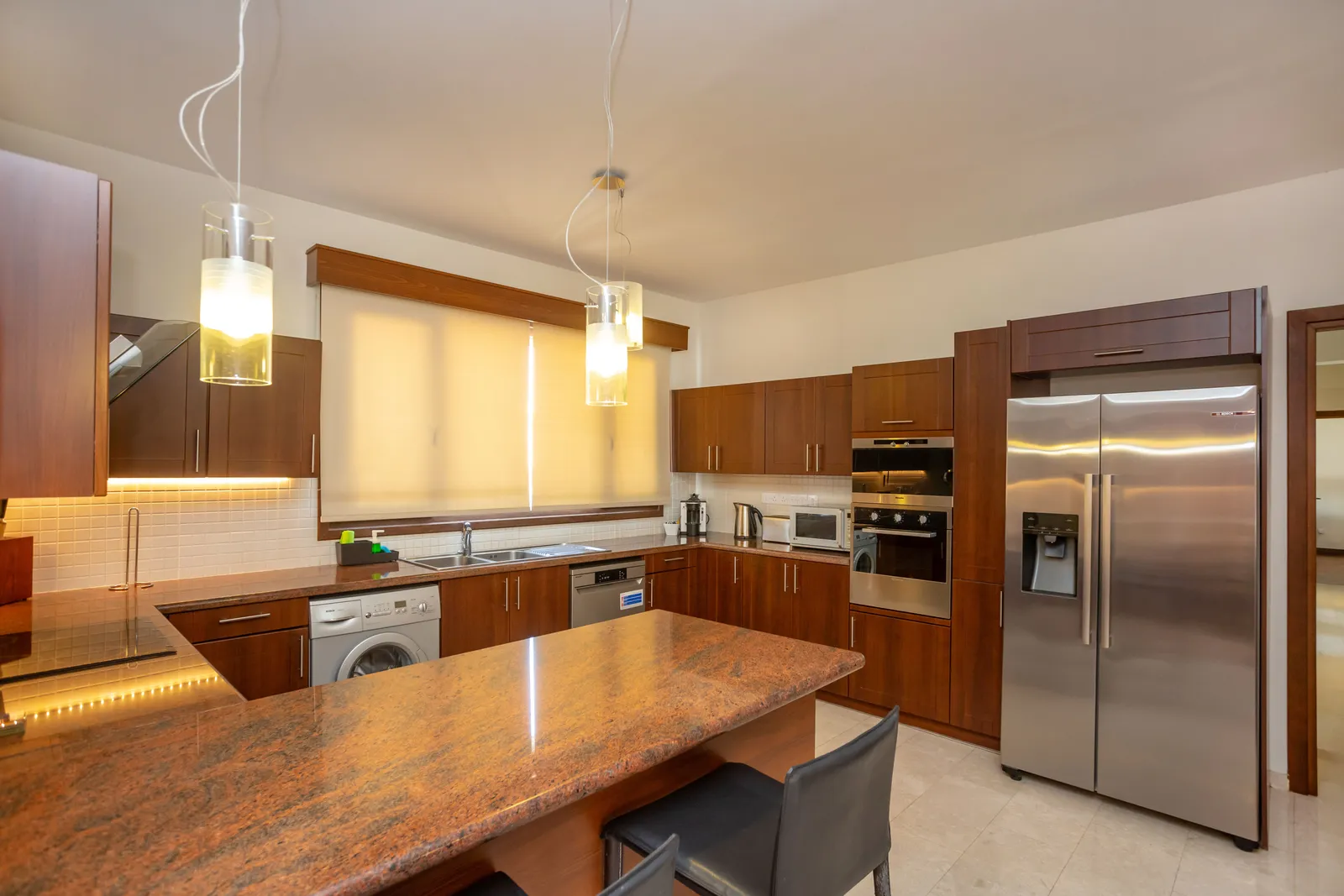 3-bedroom apartment in Limassol № 240146 11