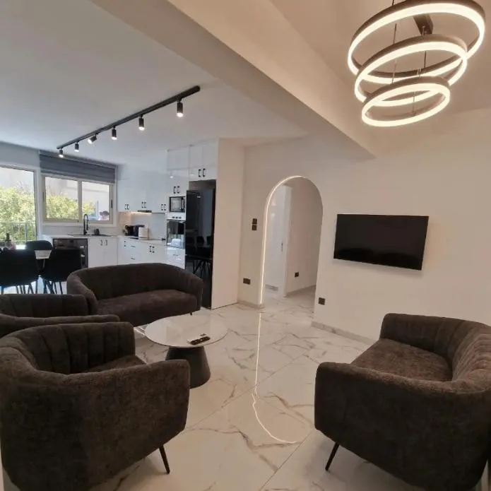 3-bedroom flat in Larnaca № 240223 1