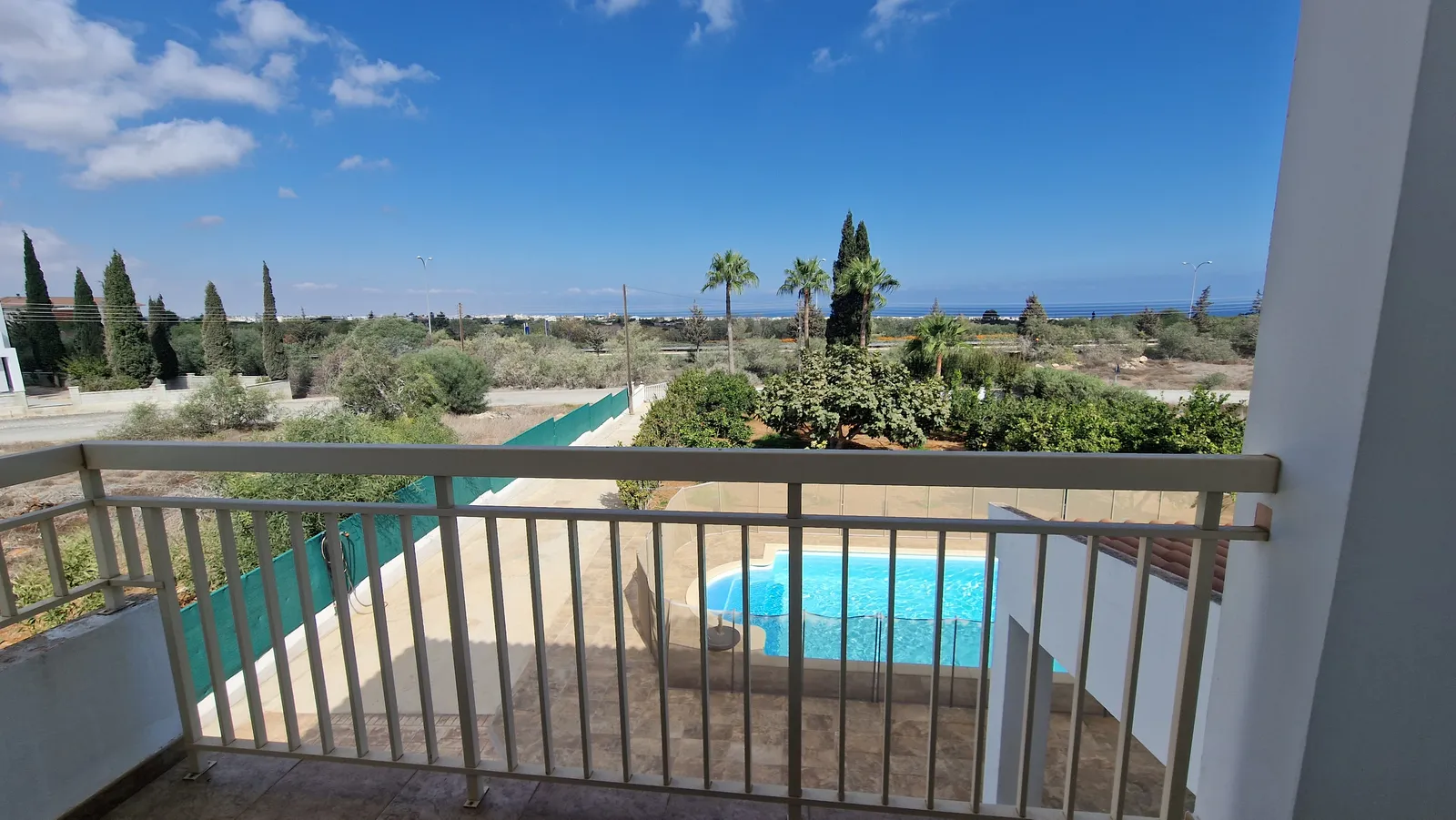New 4-bedroom villa in Famagusta № 240302 16
