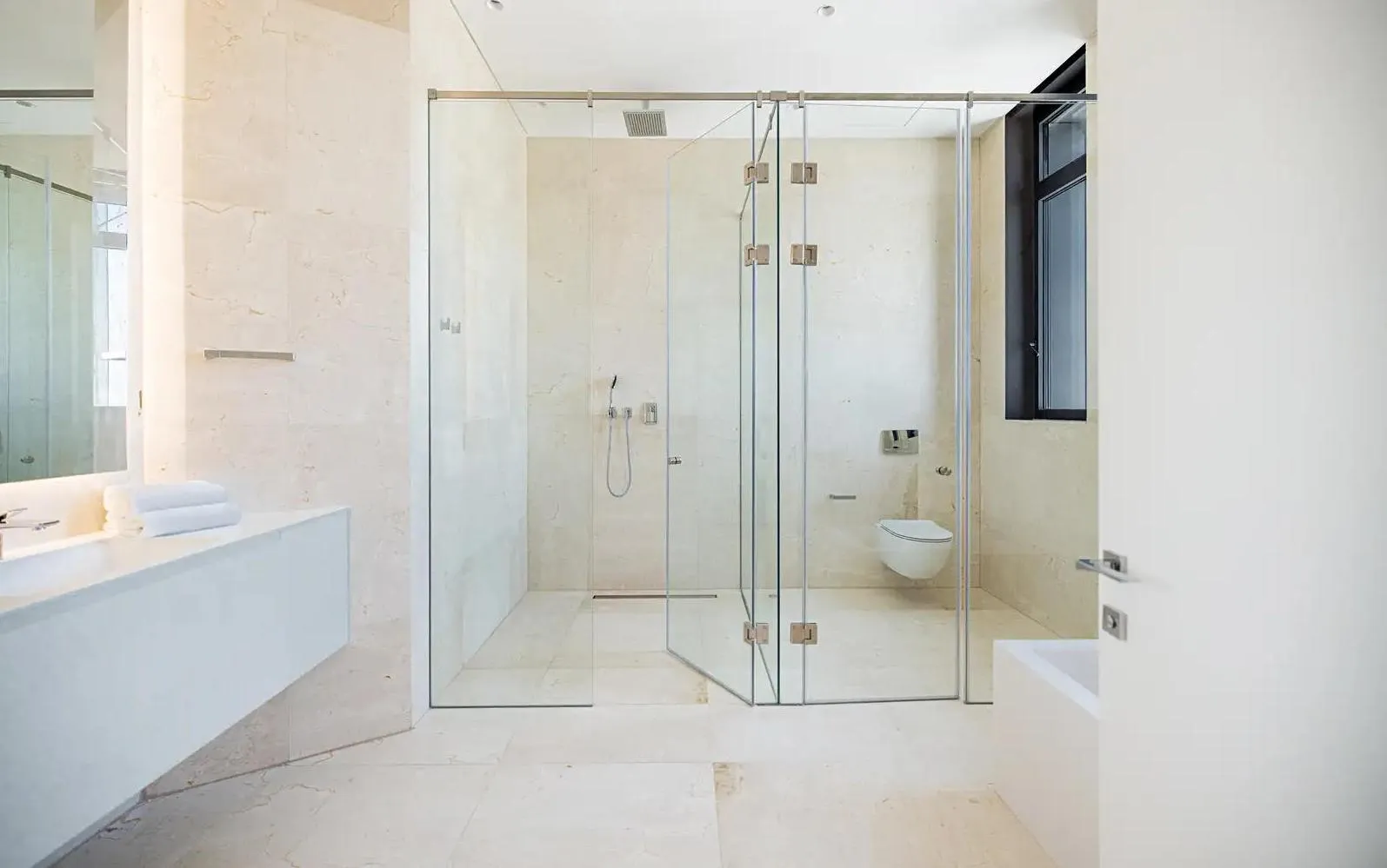New 4-bedroom penthouse in Nicosia № 240445 17