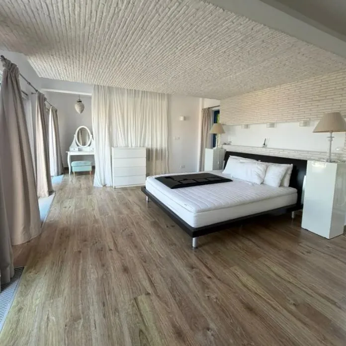 4-bedroom villa in Limassol № 240660 4