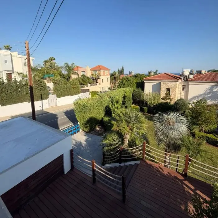4-bedroom villa in Limassol № 240660 15