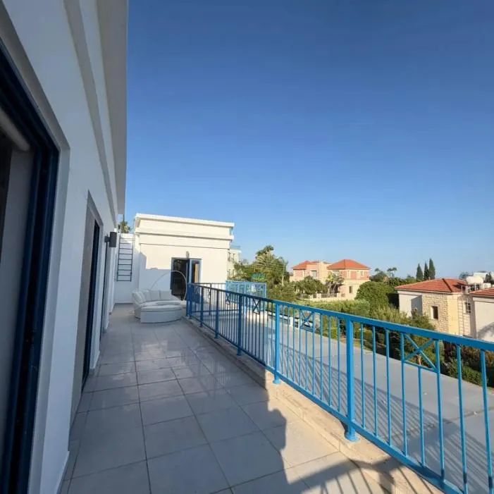 4-bedroom villa in Limassol № 240660 16