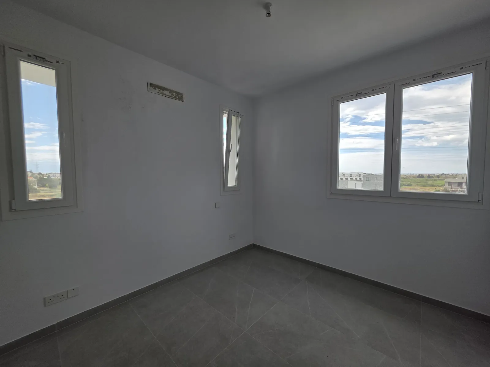 New 2-bedroom flat in Larnaca № 240684 15