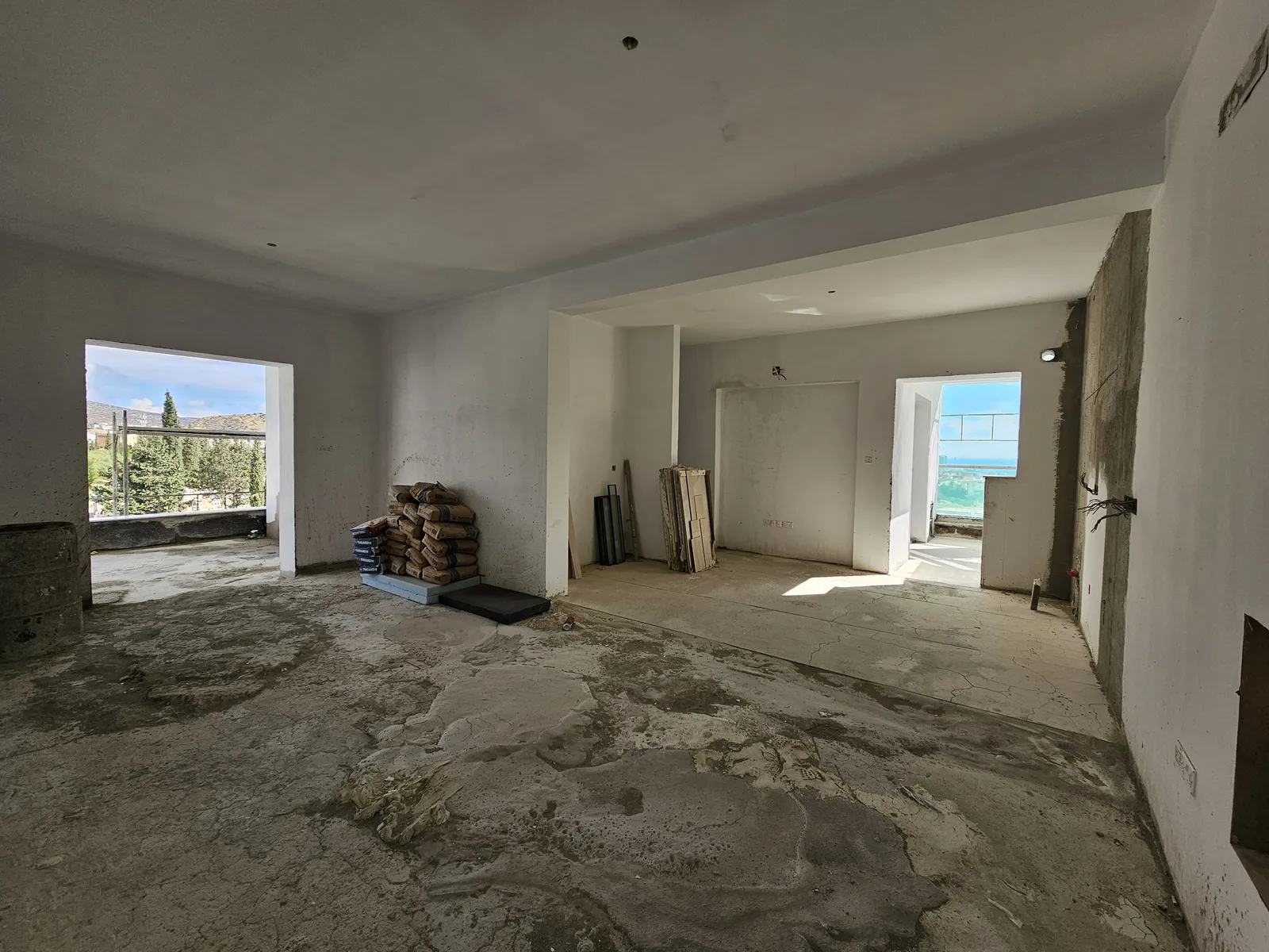 New residential building in Limassol № 240710 5