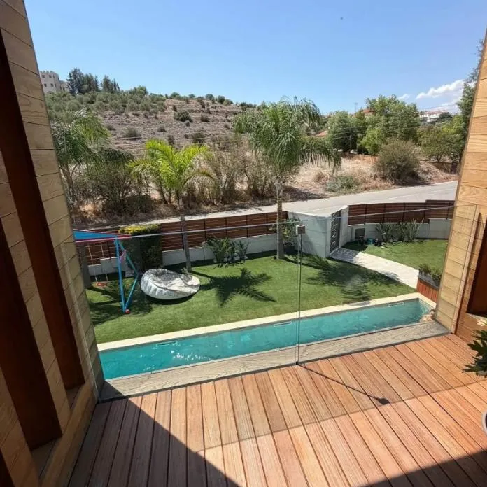 4-bedroom villa in Nicosia № 240795 11