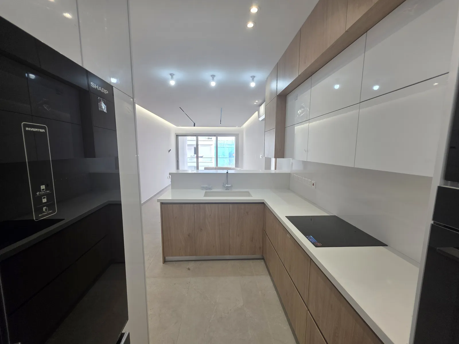 New 2-bedroom flat in Larnaca № 240810 7