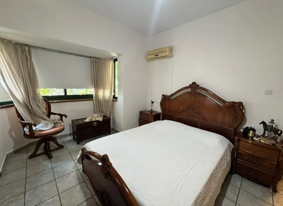 4-bedroom villa in Larnaca № 240844 4