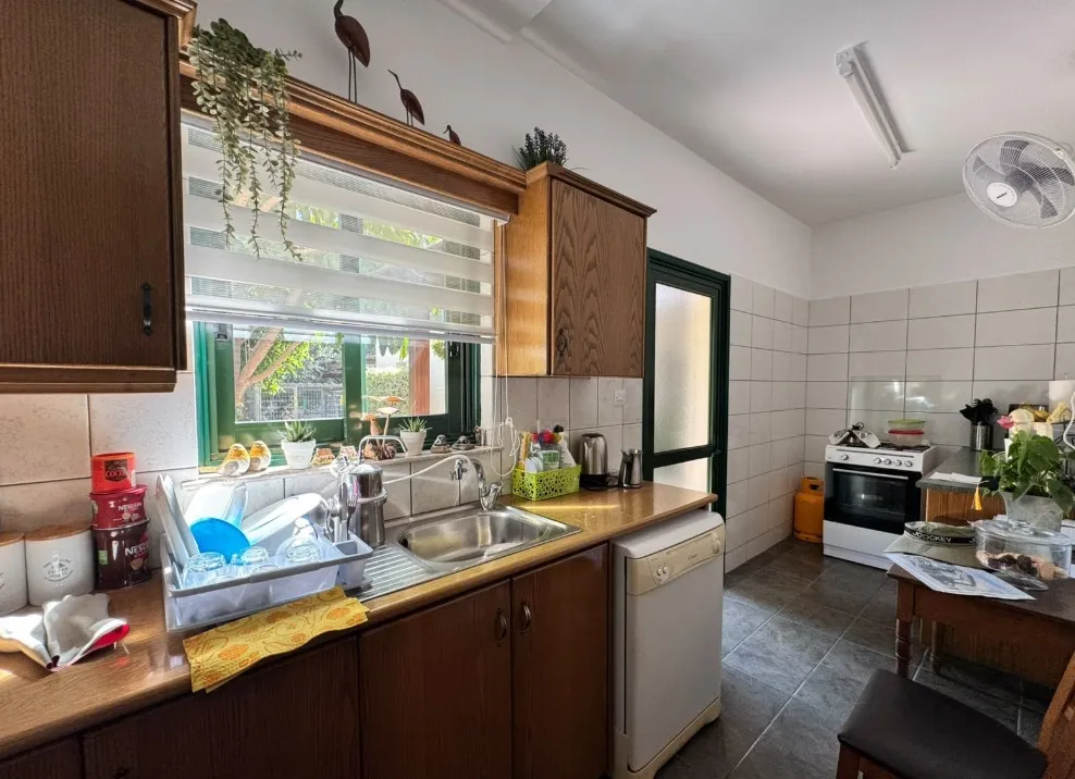 4-bedroom villa in Larnaca № 240844 9