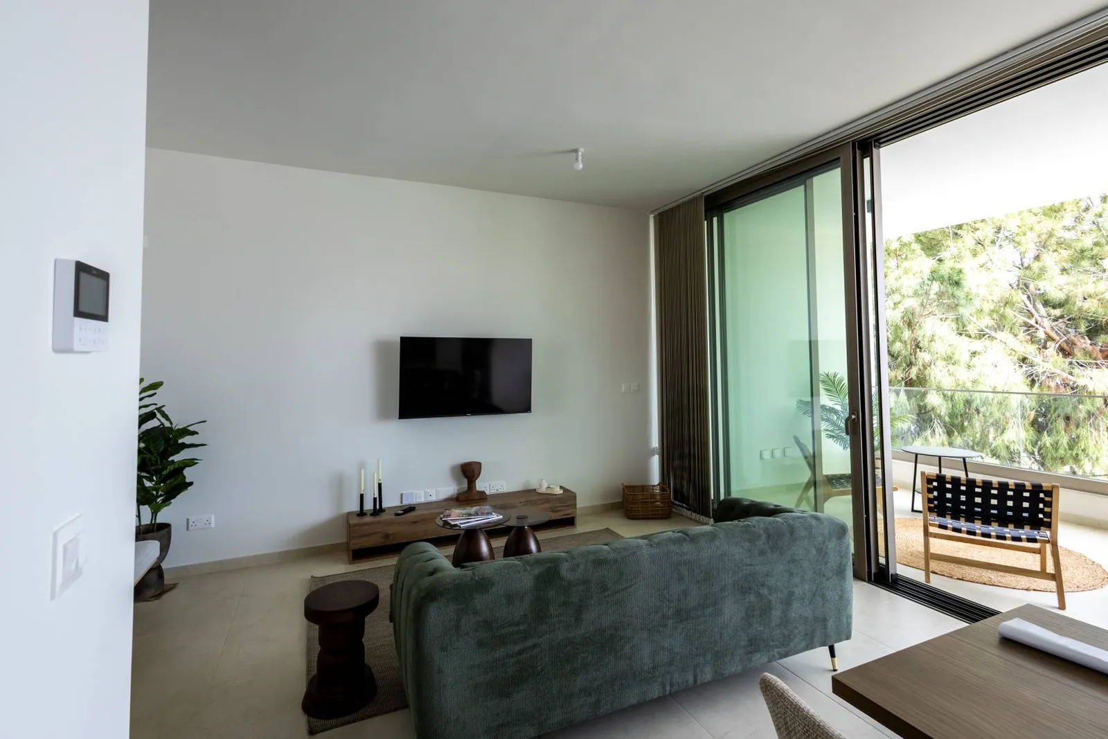 New 2-bedroom penthouse in Nicosia № 240864 2