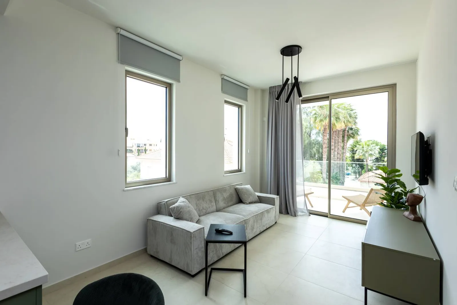 New 2-bedroom penthouse in Nicosia № 240864 8