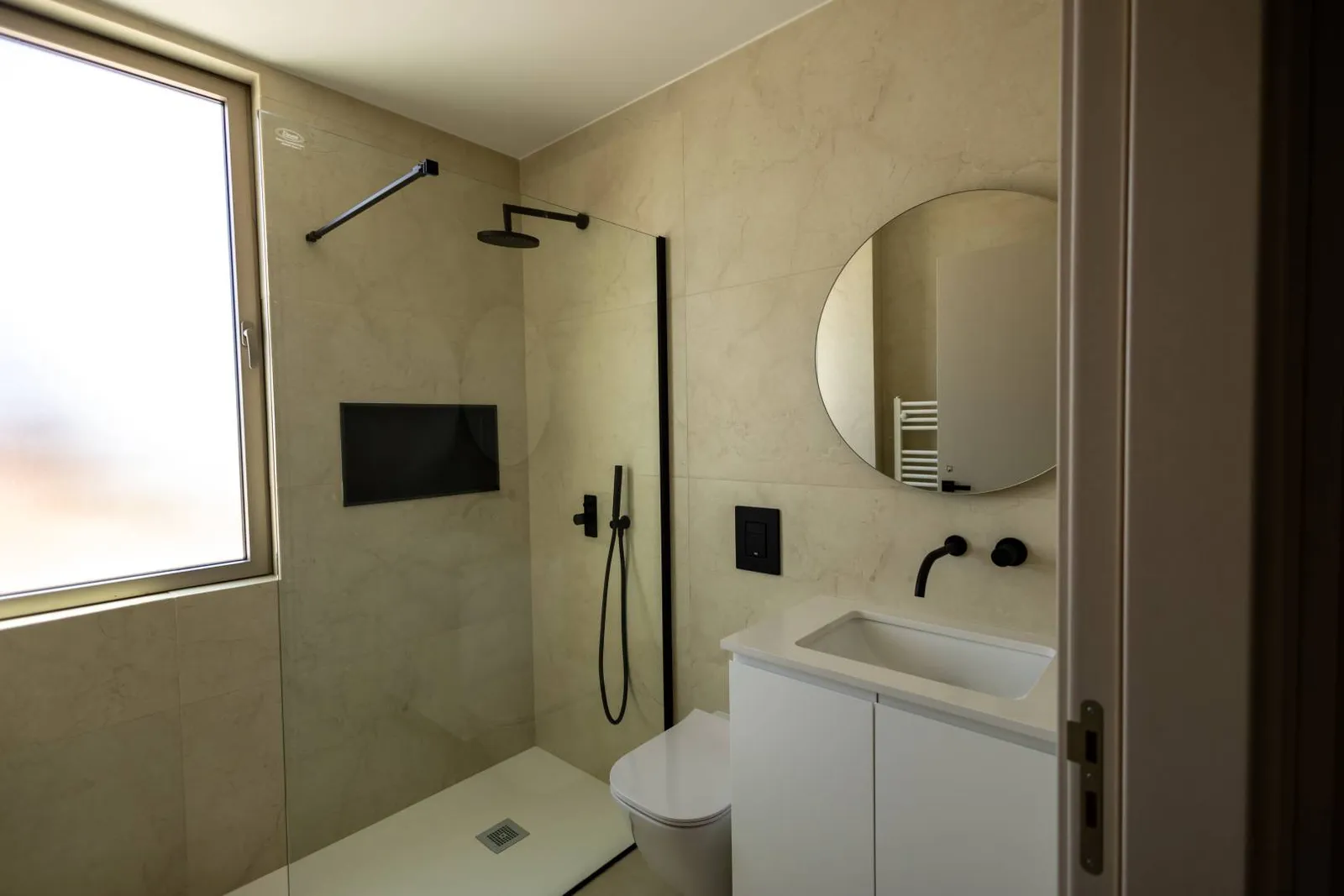 New 2-bedroom penthouse in Nicosia № 240864 16