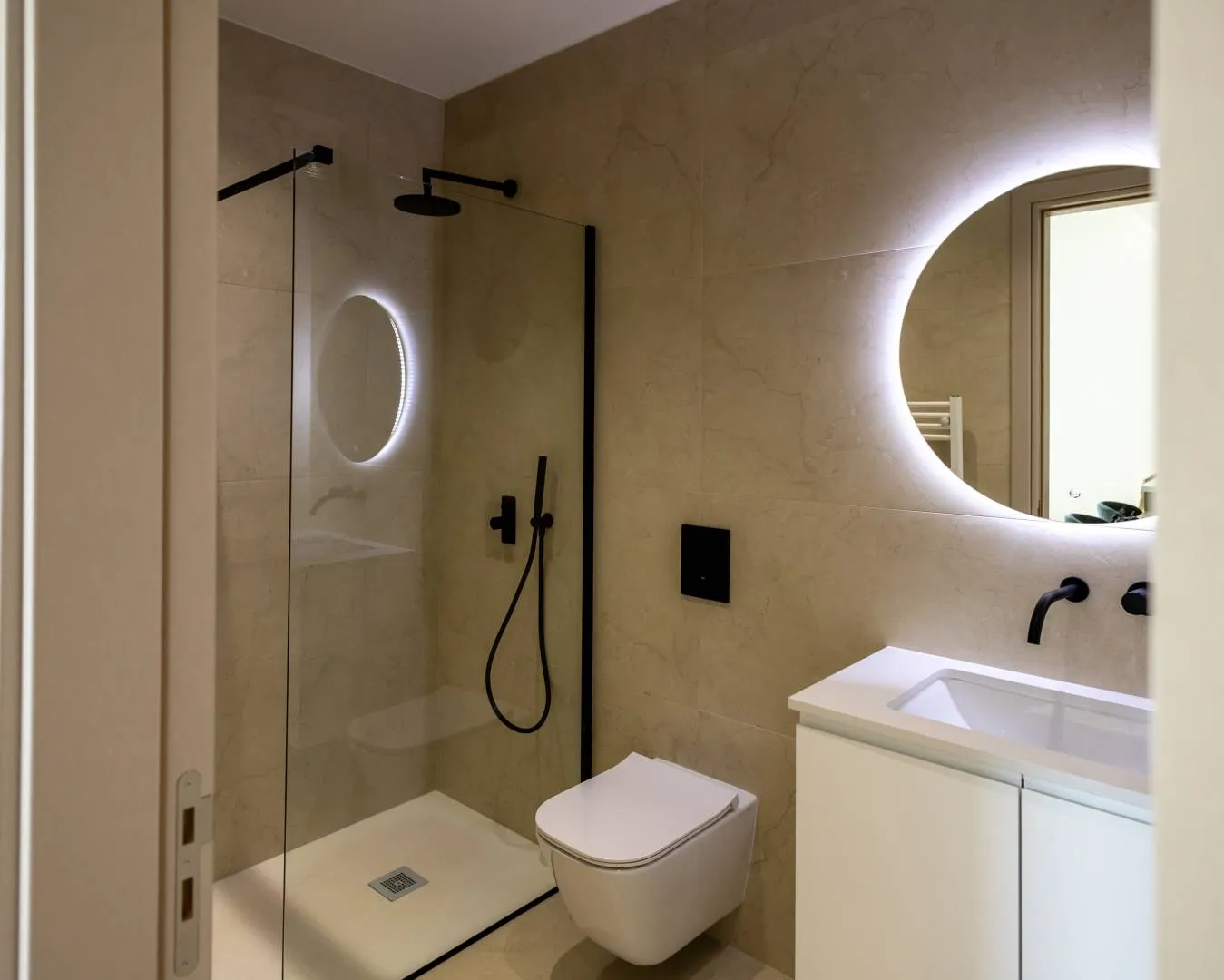 New 2-bedroom penthouse in Nicosia № 240864 17