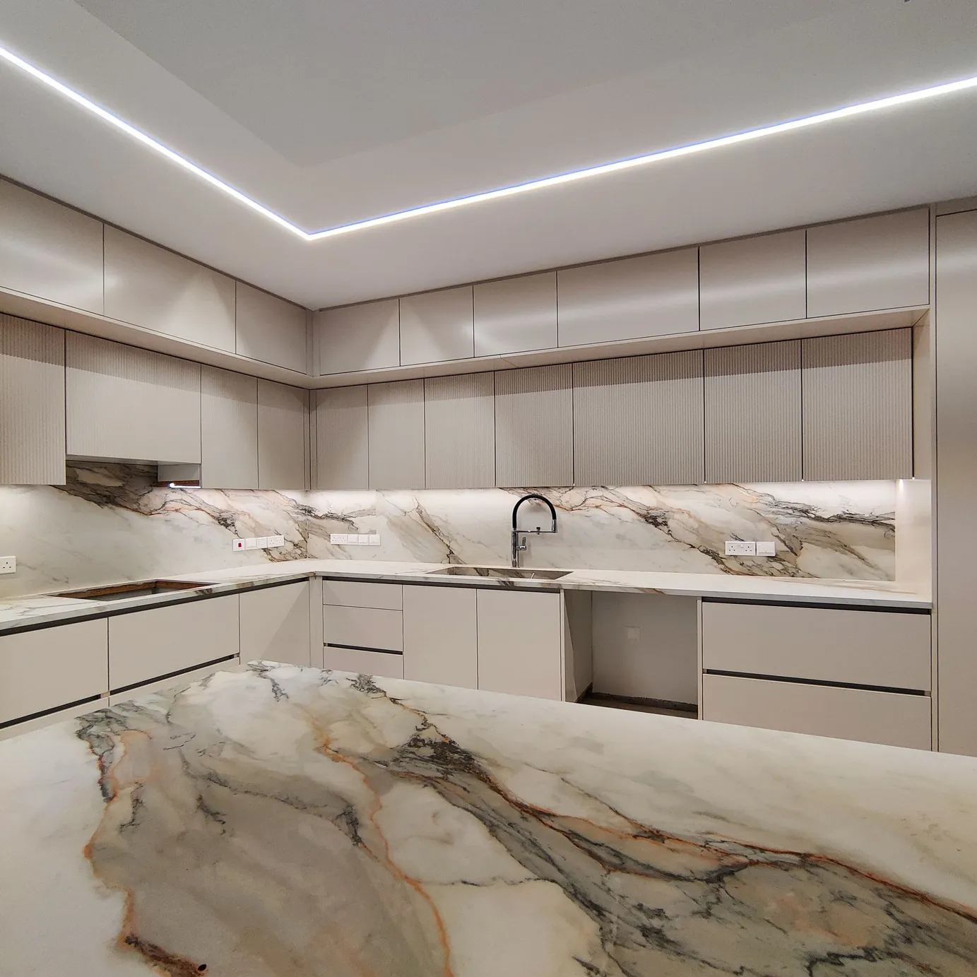 The Square — new development in Agios Athanasios, Limassol 4